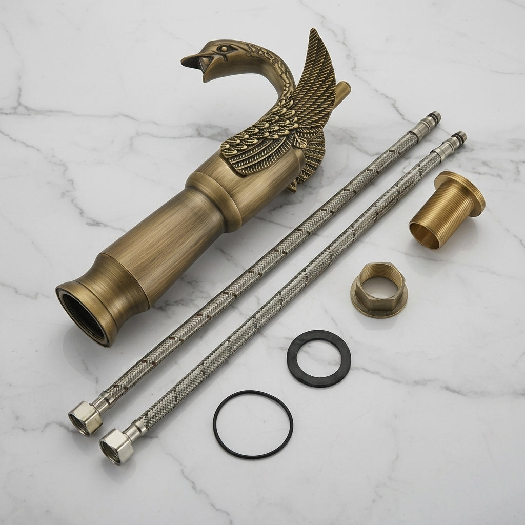 Mitigeur de lavabo cygne sculpté - Laiton antique MaisonBrass