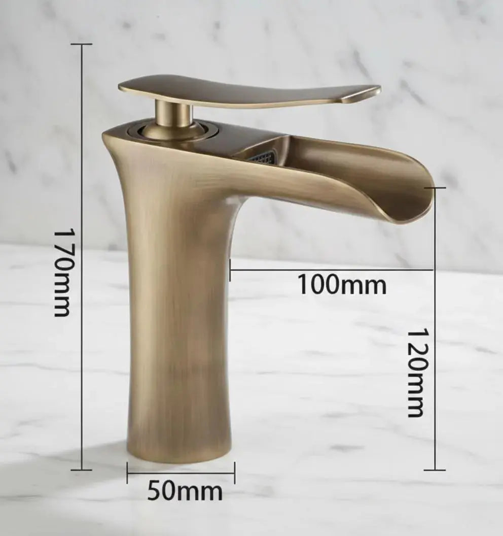Robinet Cascade en Laiton antique - Finition Brossé MaisonBrass