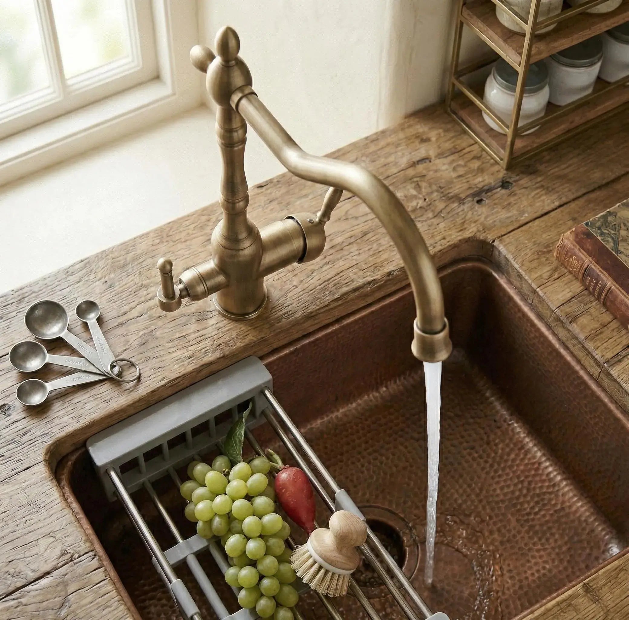 Mitigeur de cuisine victorien en laiton brossé antique MaisonBrass